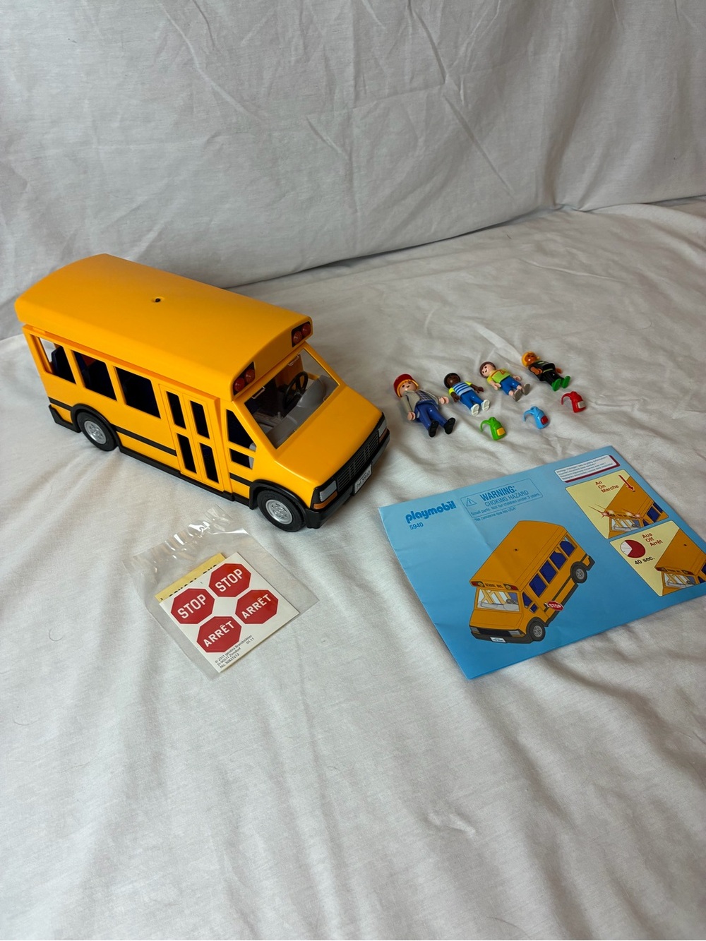 Playmobil 5940 School Bus Play Set - COMPLETE w/ Manual and Accessories